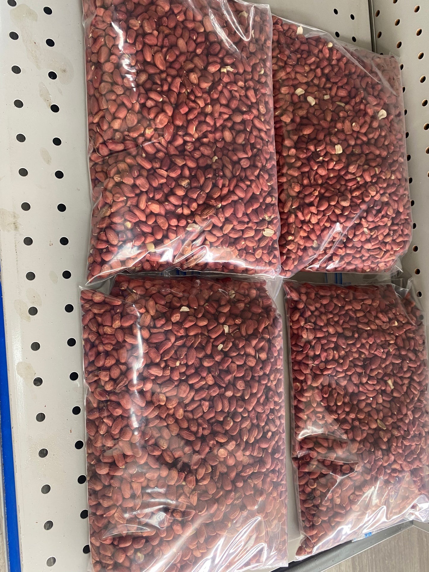 1kg. Ground Nuts Raw